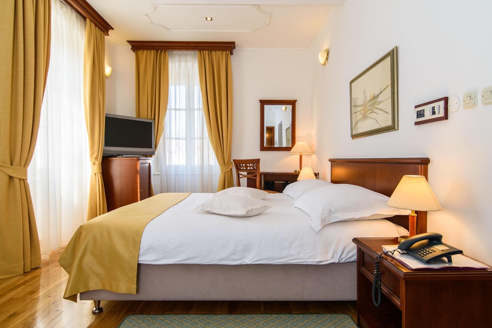 Hotel Heritage Sikaa 4*