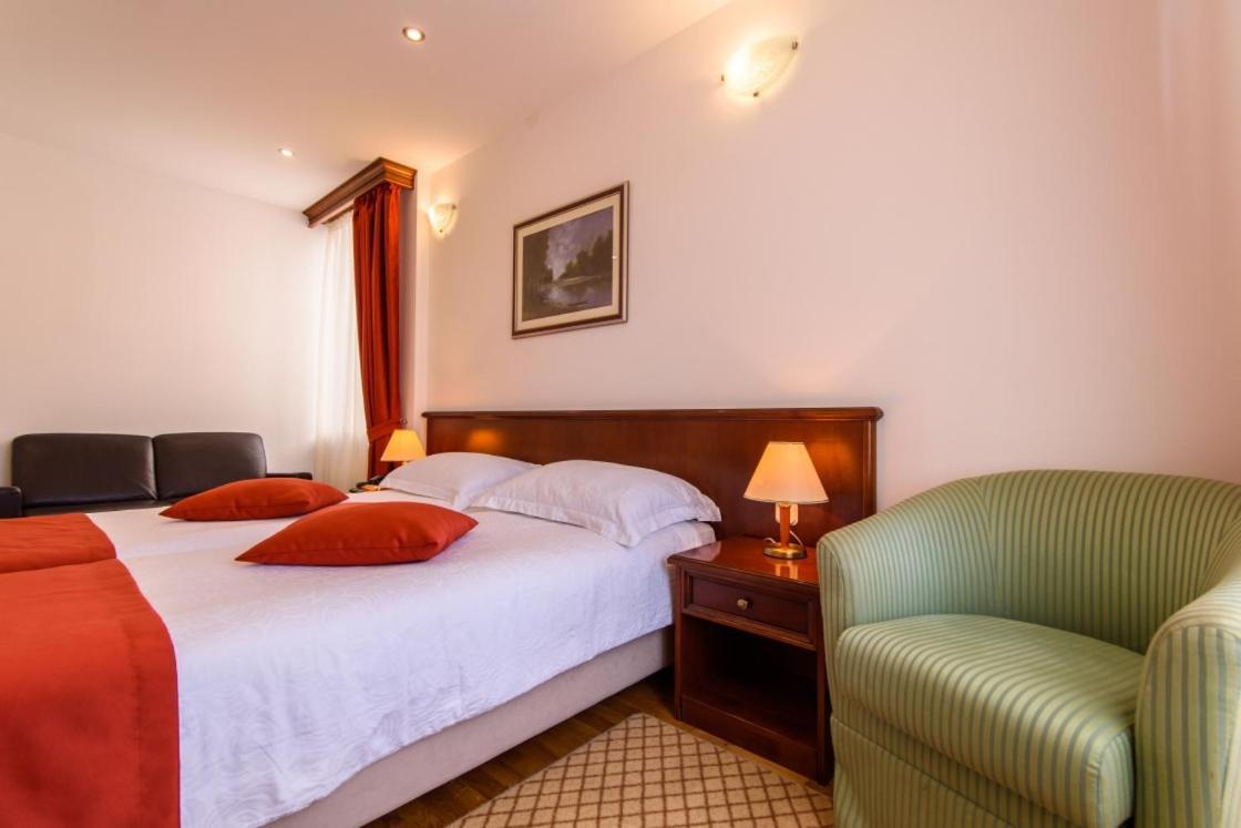 Heritage Sikaa Hotel