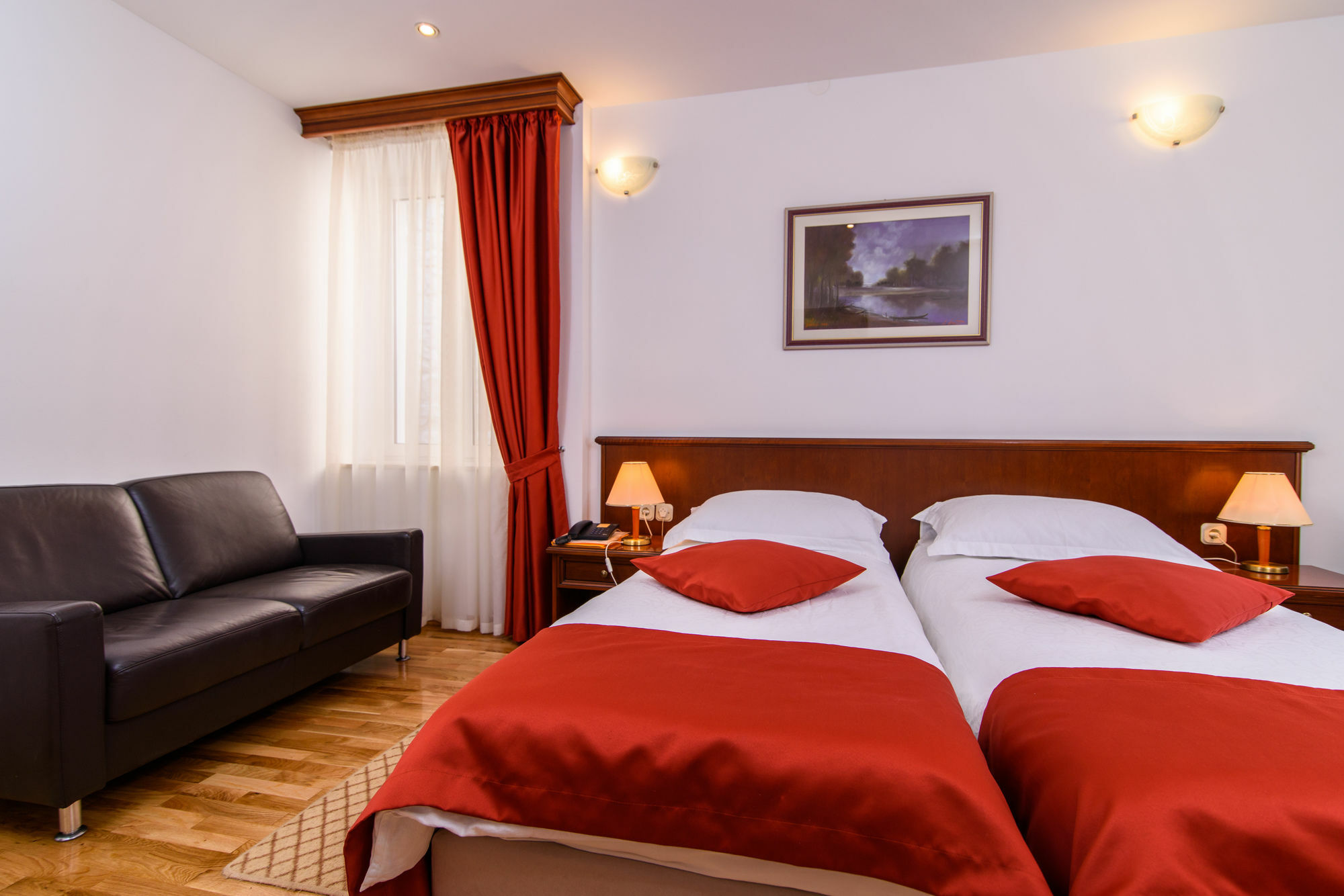 Hotel Heritage Sikaa